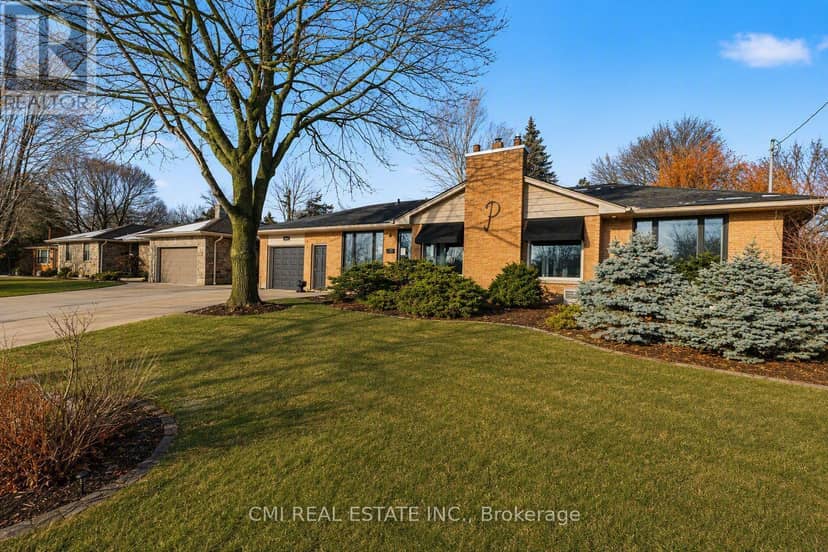 645 Riverside Drive — photo 4 of 32