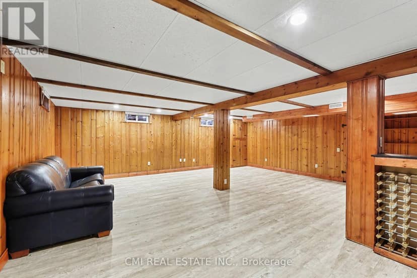 645 Riverside Drive — photo 27 of 32