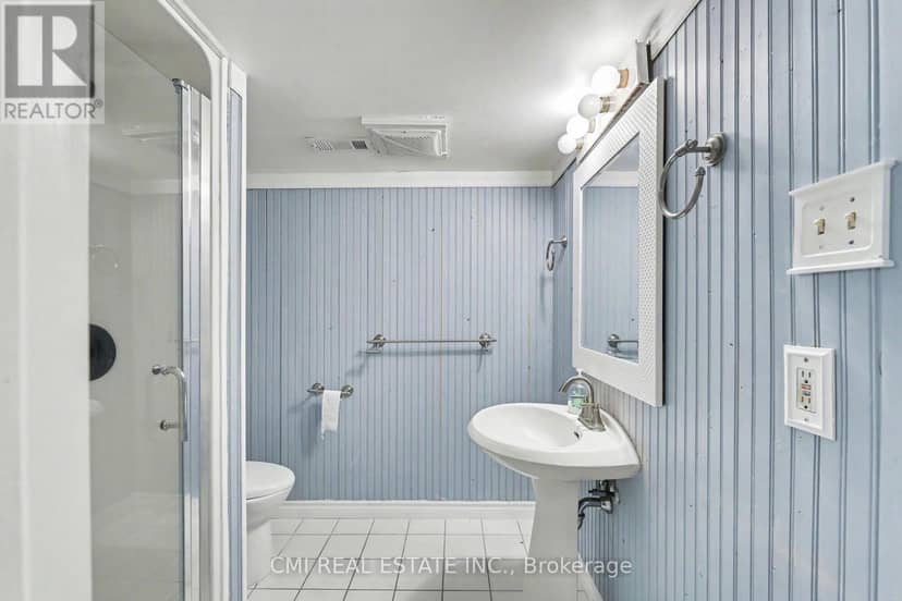 645 Riverside Drive — photo 30 of 32