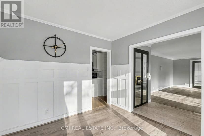 645 Riverside Drive — photo 6 of 32