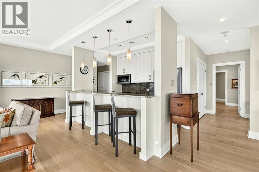 201 Front STREET North Unit# 1103 — photo 16 of 40