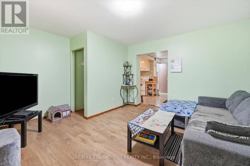156 Hope Avenue — photo 15 of 29