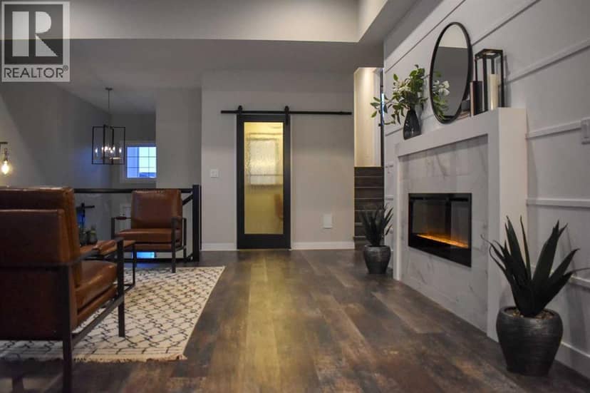 12 Vanson Close, Sylvan Lake, photo 7