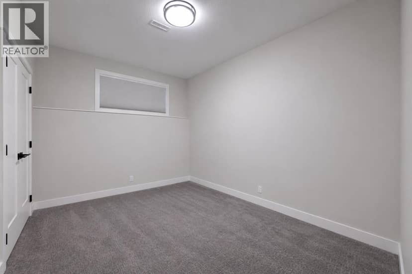 12 Vanson Close — photo 26 of 38