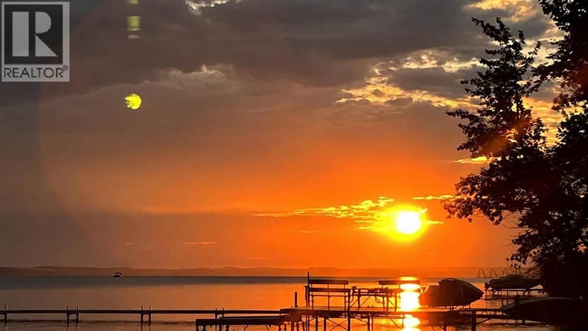 12 Vanson Close — photo 38 of 38