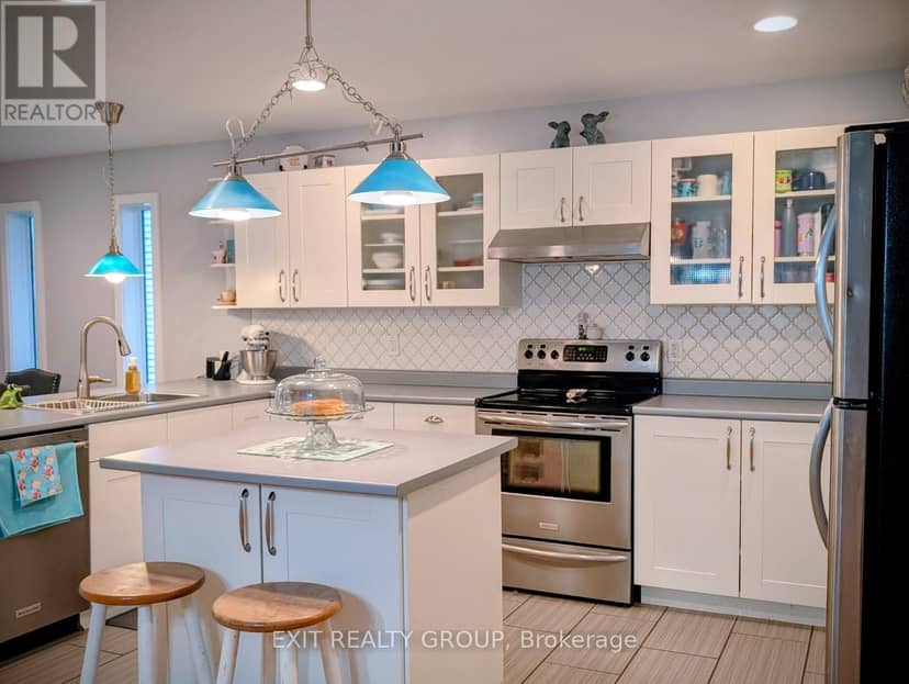 354 Riverside Parkway — photo 10 of 32