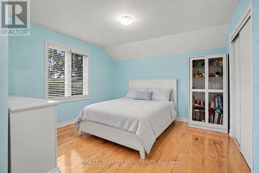 179 Sandra Crescent — photo 21 of 26