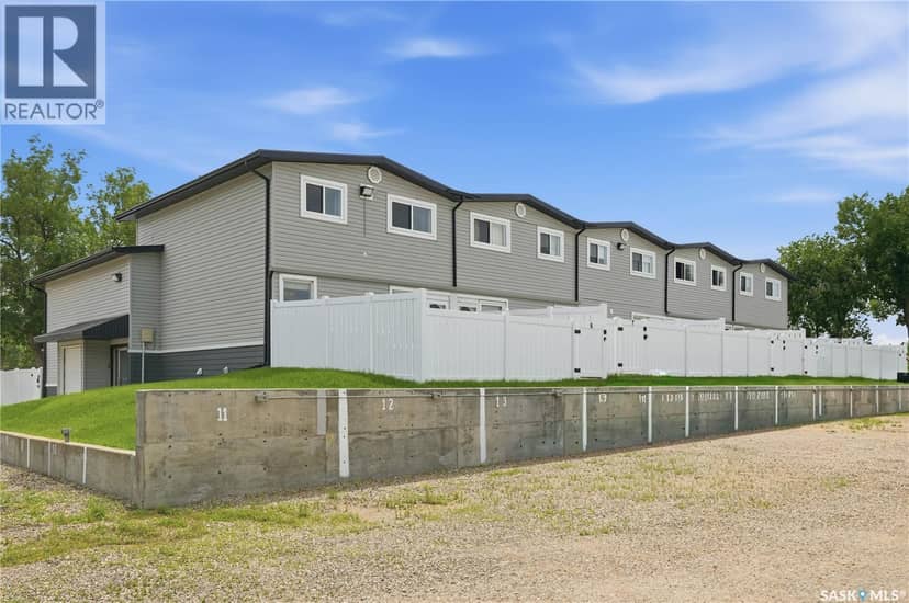 6 1292 Gordon ROAD, Moose Jaw