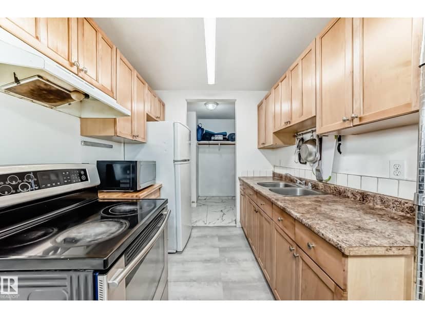 #5C 5715 133 AV NW, Edmonton, photo 3