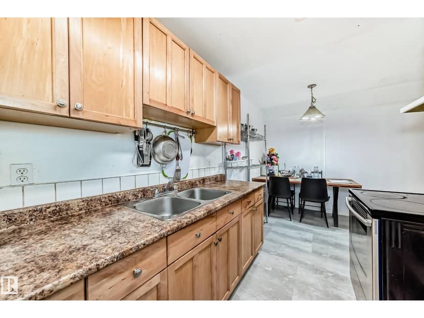 #5C 5715 133 AV NW, Edmonton, photo 5