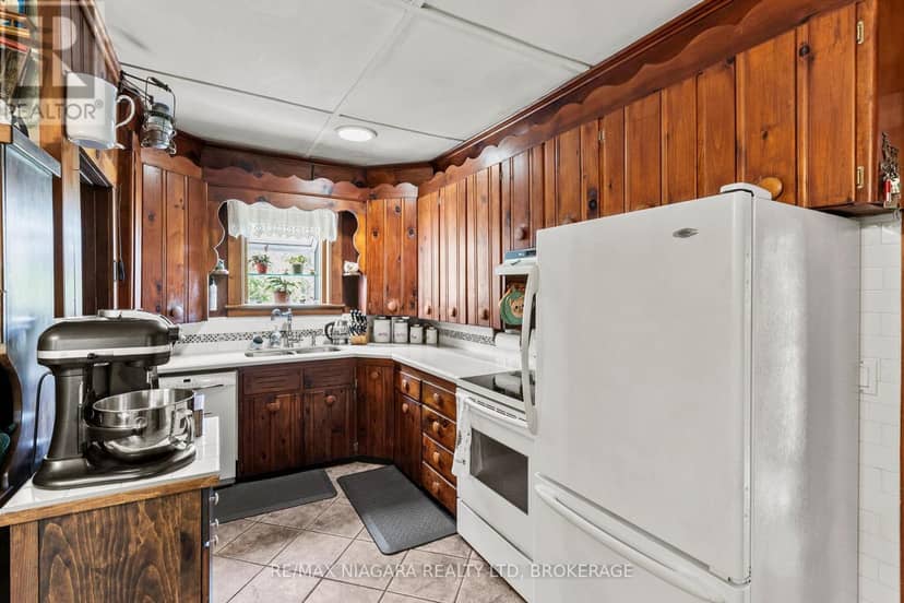 3362 Montrose Road — photo 13 of 40