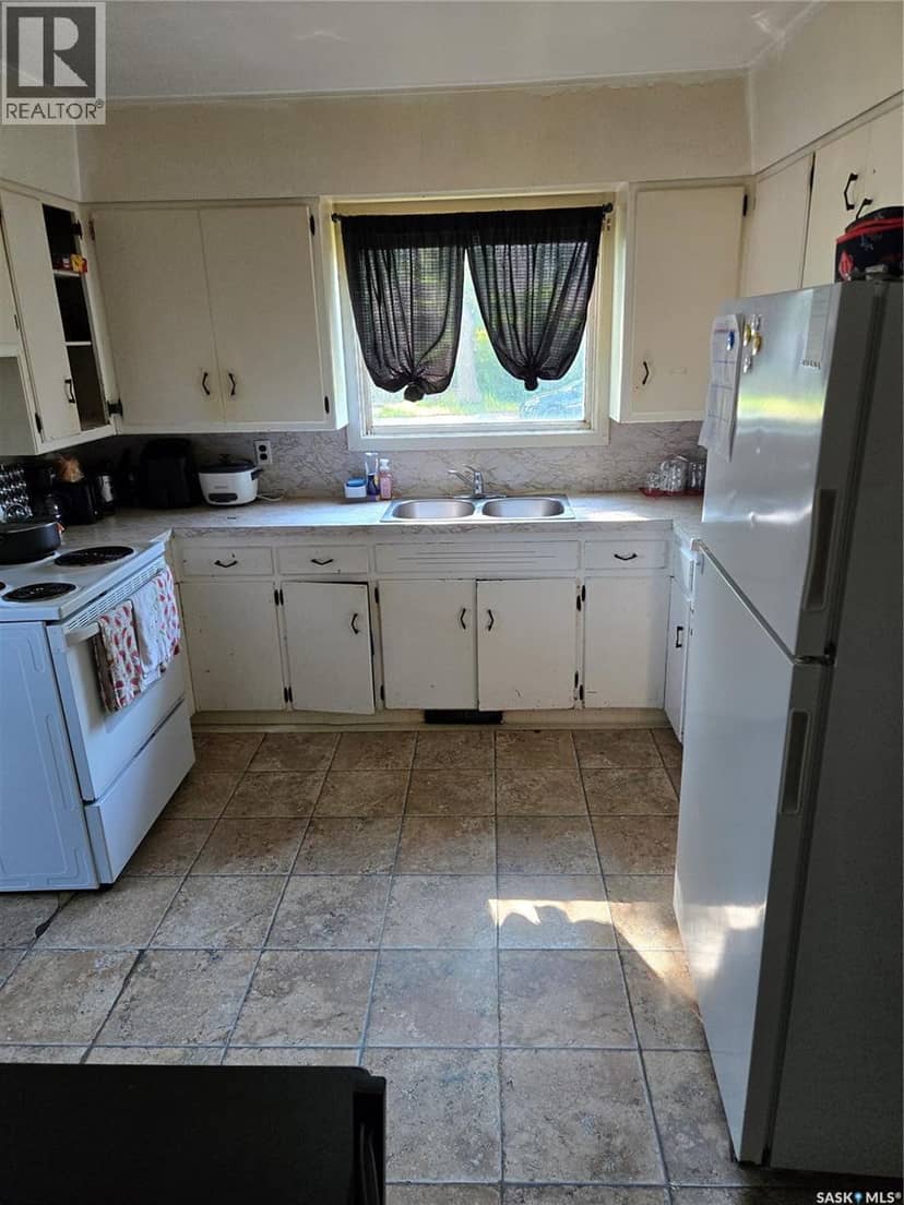 701 3rd STREET, Estevan, photo 5