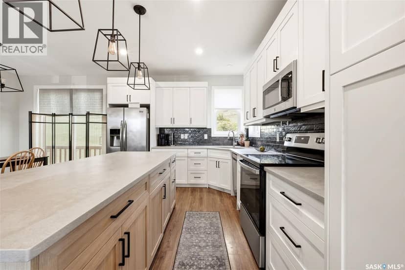 25 Aaron DRIVE — photo 10 of 40