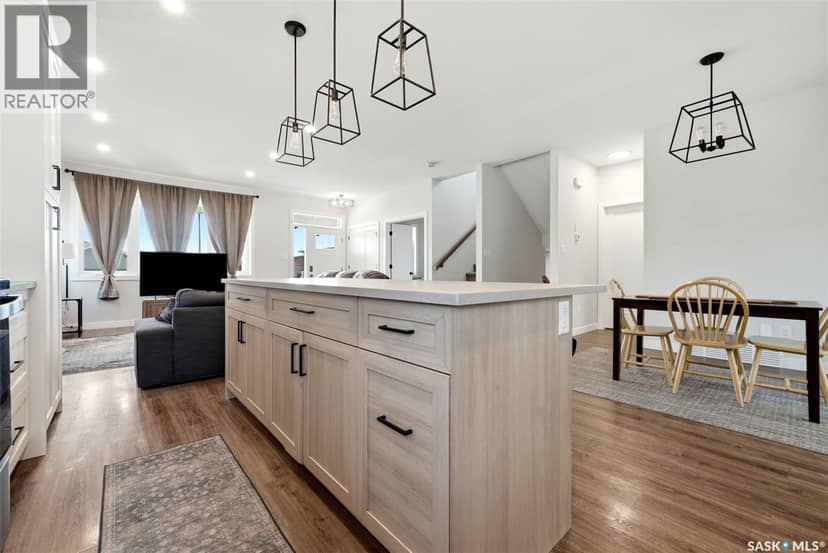 25 Aaron DRIVE — photo 13 of 40