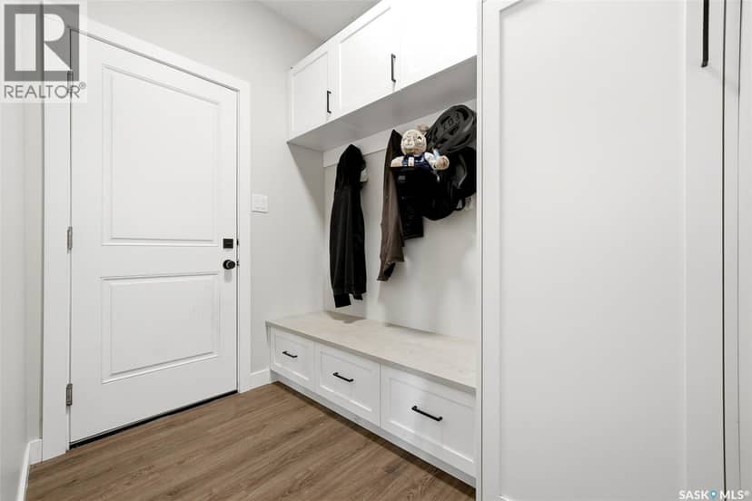 25 Aaron DRIVE — photo 17 of 40