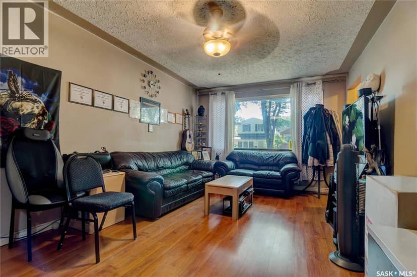 1745 Quebec STREET — photo 6 of 23