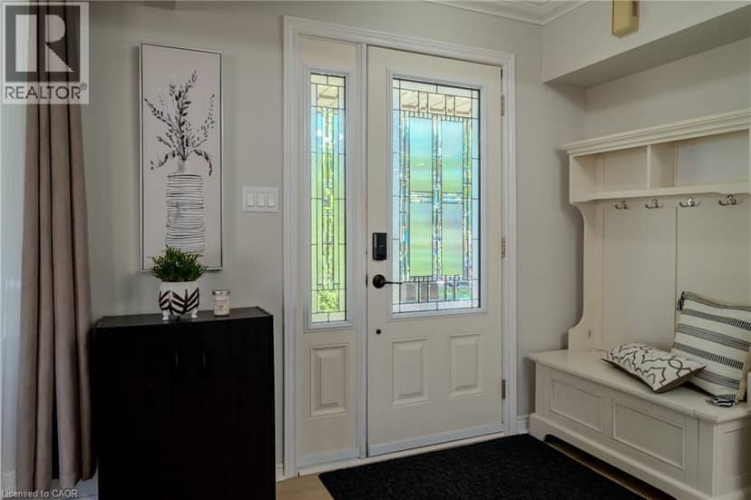 80 CHILTON Drive, Stoney Creek, photo 4