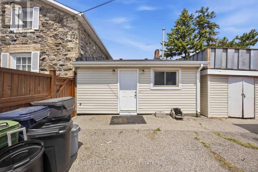 1355 Victoria Park Avenue — photo 10 of 38
