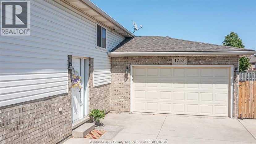 1752 Vicky Circle — photo 2 of 31
