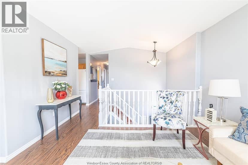 1752 Vicky Circle — photo 7 of 31