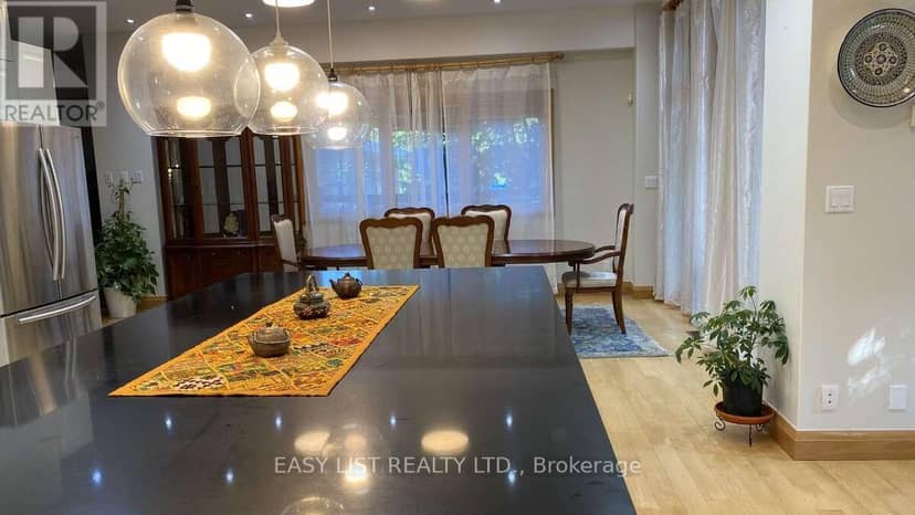 98 Burbank Drive — photo 17 of 40