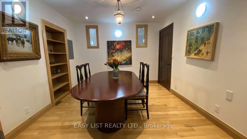 98 Burbank Drive — photo 20 of 40