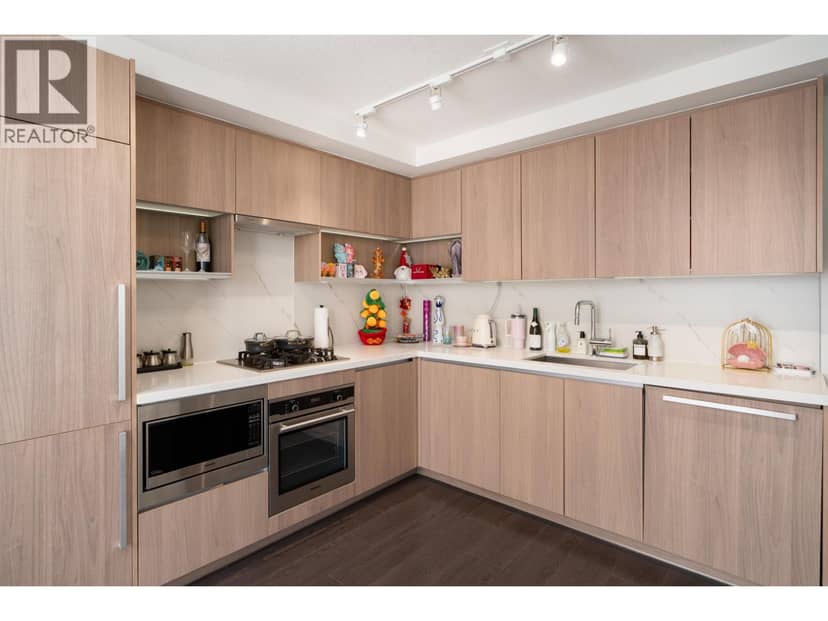 1602 8833 HAZELBRIDGE WAY, Richmond, photo 2