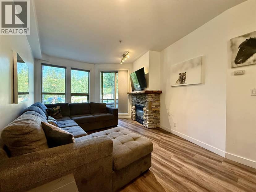2080 Summit Drive Unit# 214, Panorama, photo 8