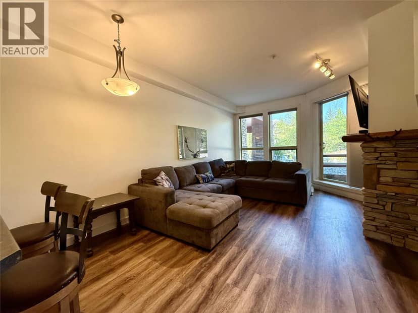 2080 Summit Drive Unit# 214, Panorama, photo 7