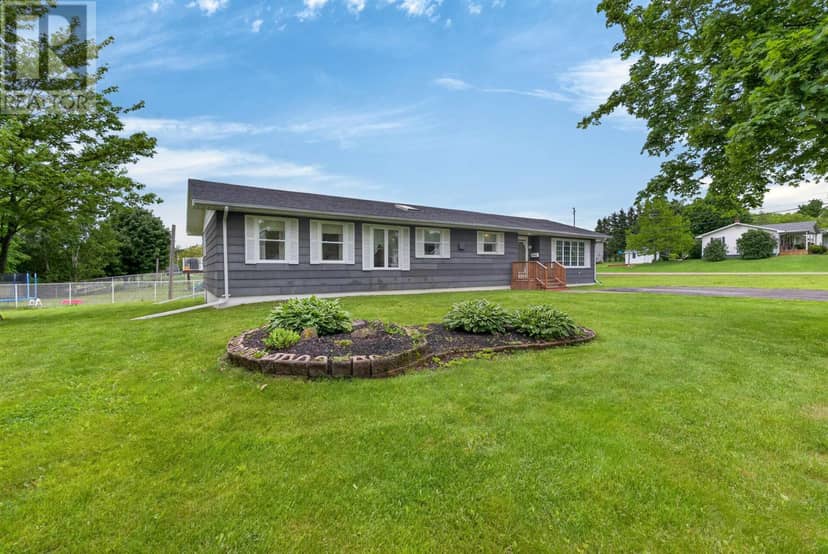 13 Avonlea Drive — photo 1 of 28