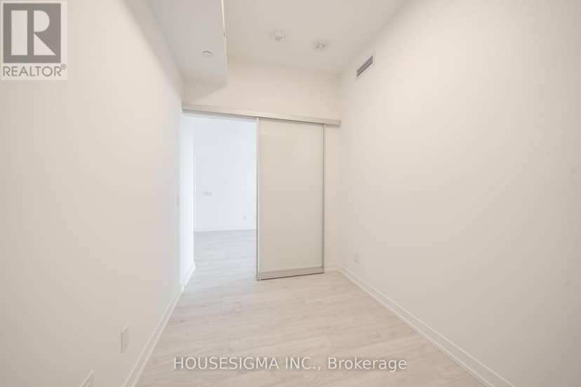 703 - 181 Sheppard Avenue E — photo 12 of 22