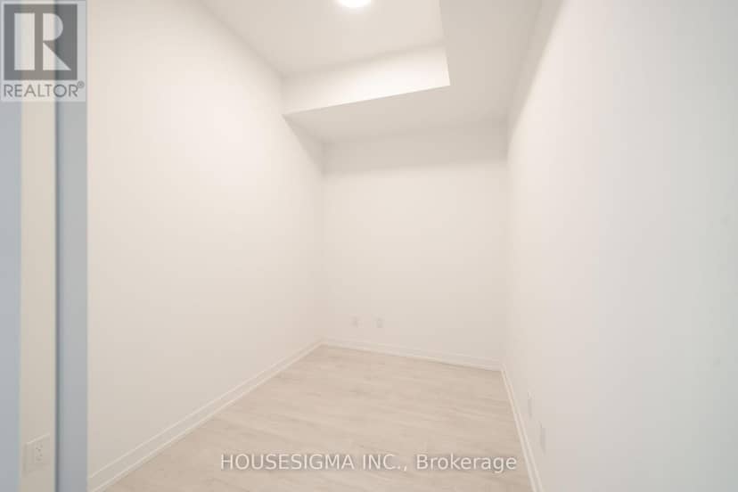 703 - 181 Sheppard Avenue E — photo 13 of 22