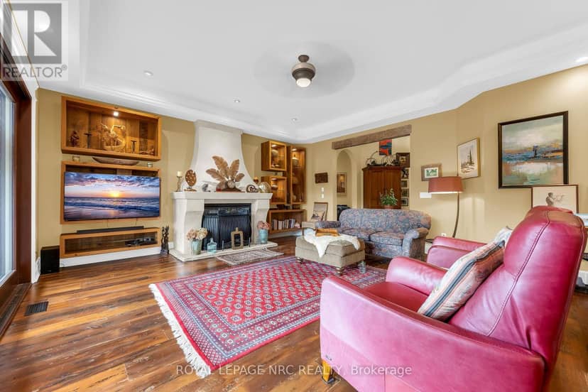 1323 Effingham Street — photo 29 of 40