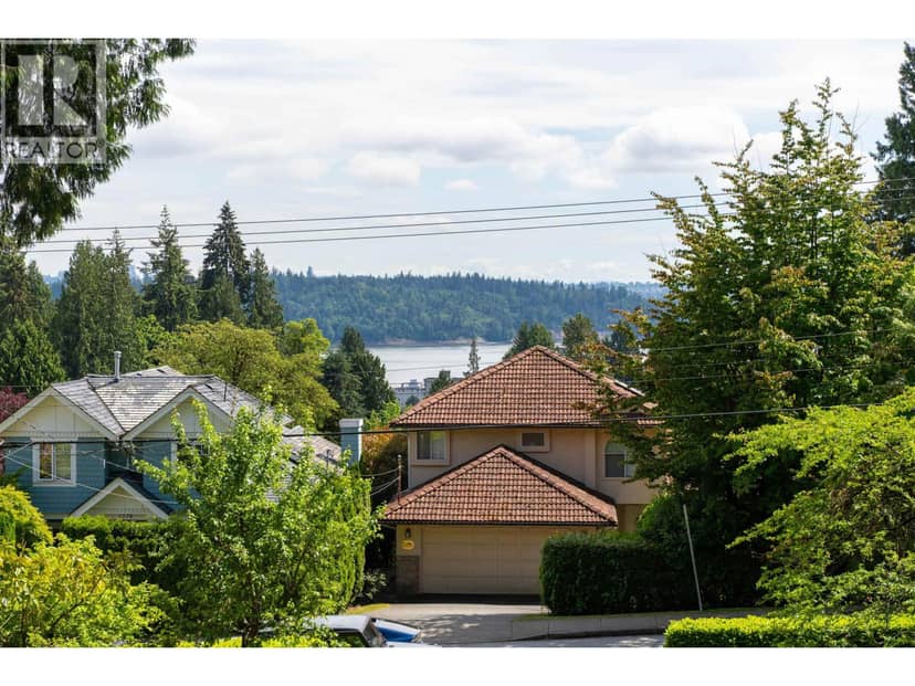 1393 MATHERS AVENUE, West Vancouver, photo 3