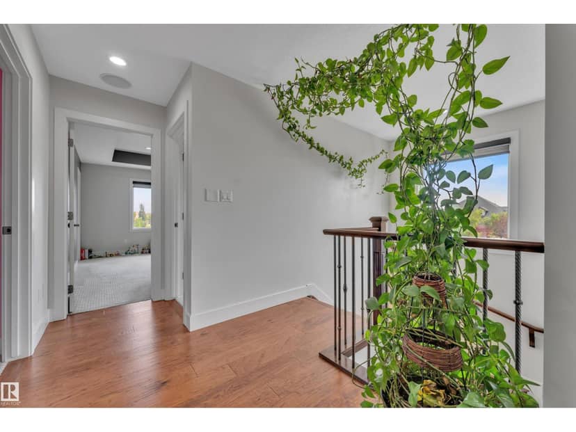 3001 55 ST — photo 33 of 40
