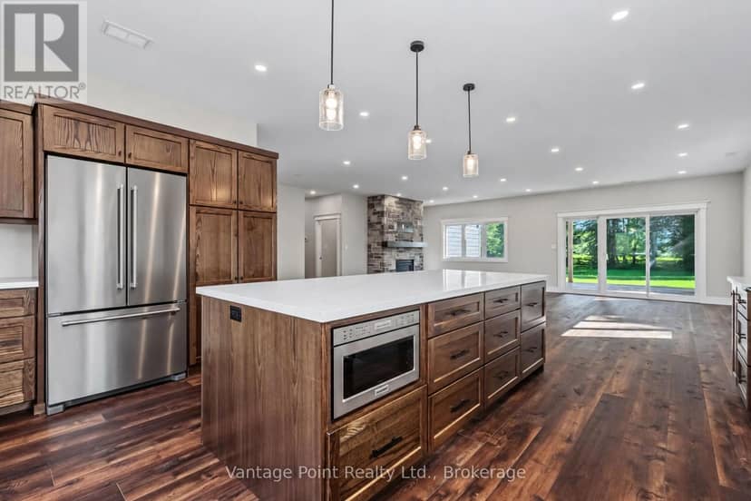 107 Toronto Road — photo 11 of 22