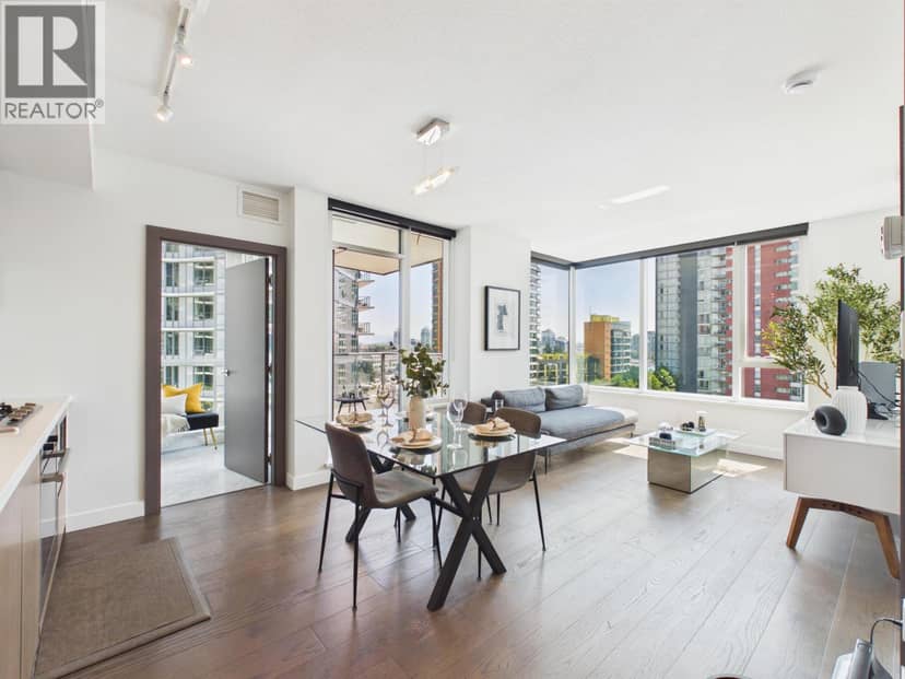 808 68 Smithe Street, Vancouver, photo 3