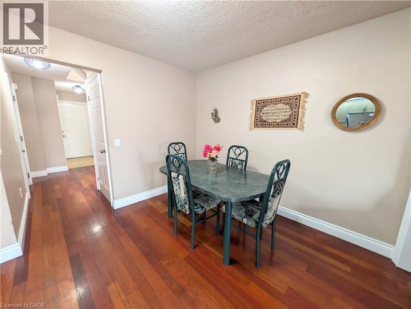 34 DYNASTY Avenue Unit# 13 — photo 10 of 40