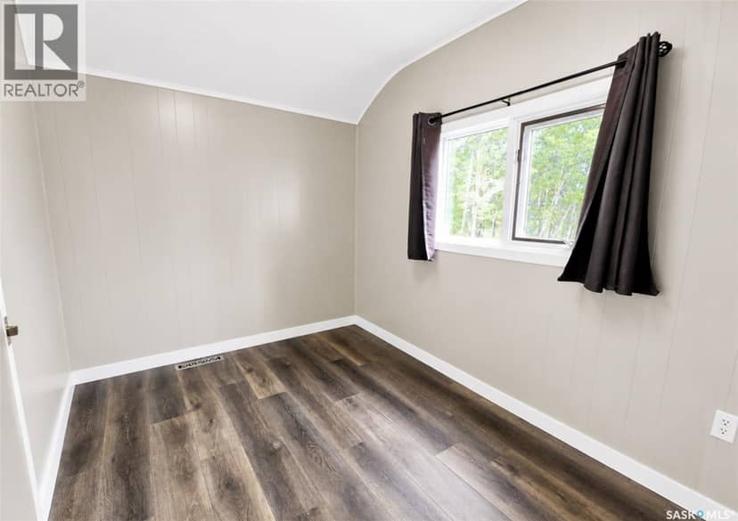 108 Third AVENUE S — photo 11 of 32