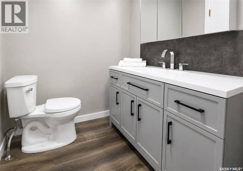 108 Third AVENUE S — photo 14 of 32