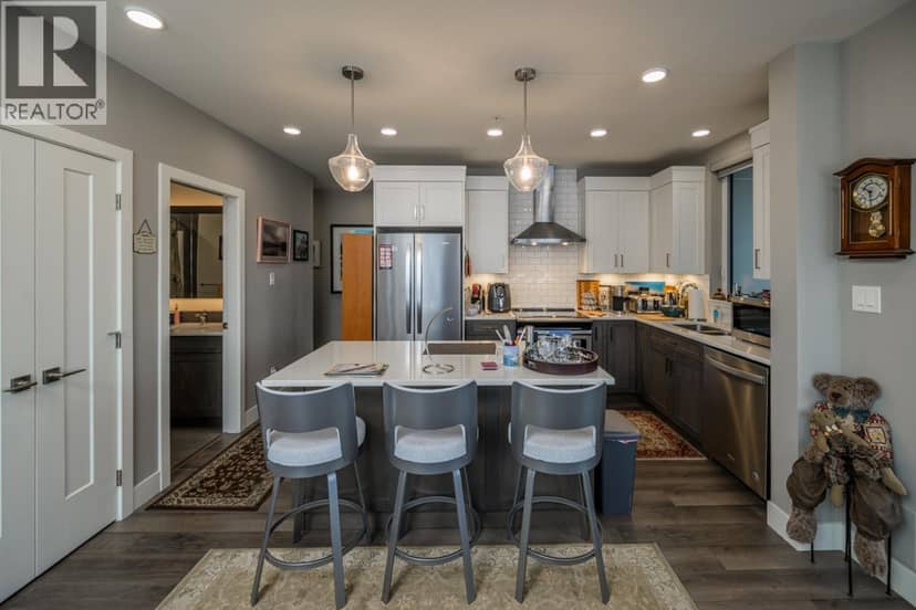 302 1087 6TH AVENUE, Prince George