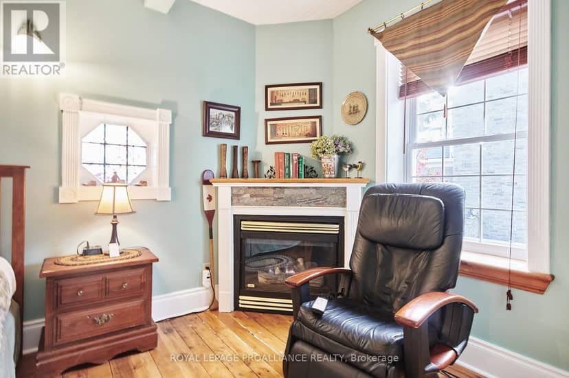 408 East Street — photo 35 of 40