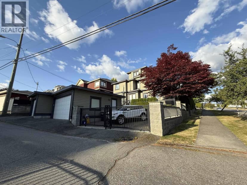 7689 JASPER CRESCENT, Vancouver, photo 3