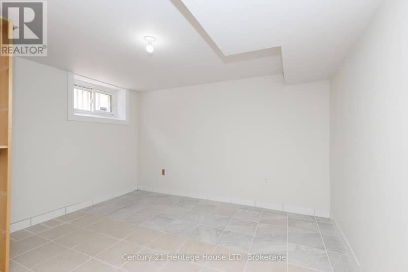 6477 Barker Street — photo 23 of 35