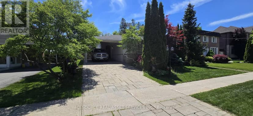 45 Clareville Crescent, Toronto, photo 2