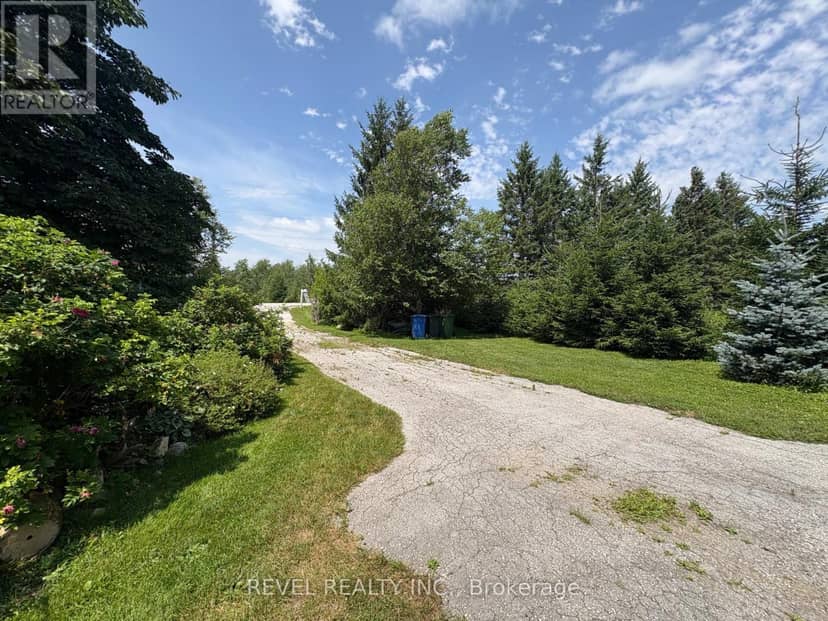 180118 Grey Road 9 Road — photo 32 of 33