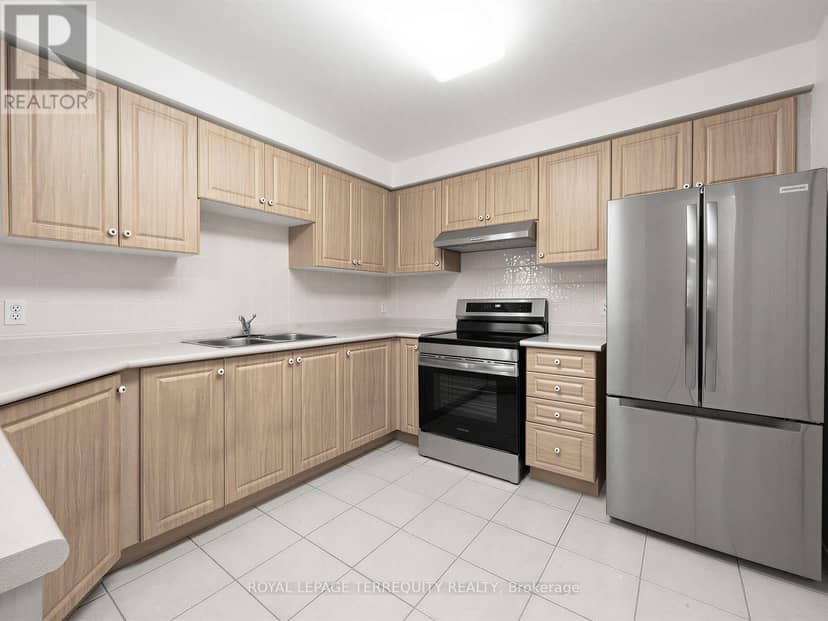 #1507 - 5001 Finch Avenue E — photo 7 of 33