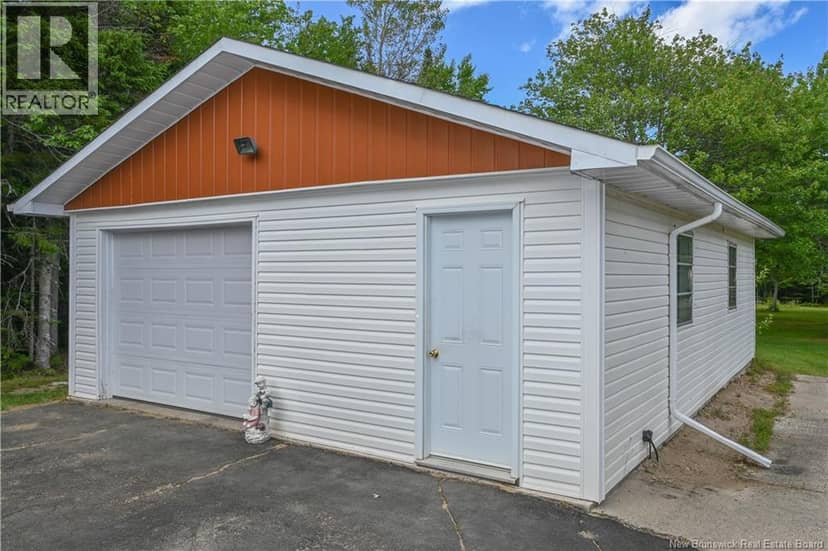 4008 Foster Street — photo 5 of 40