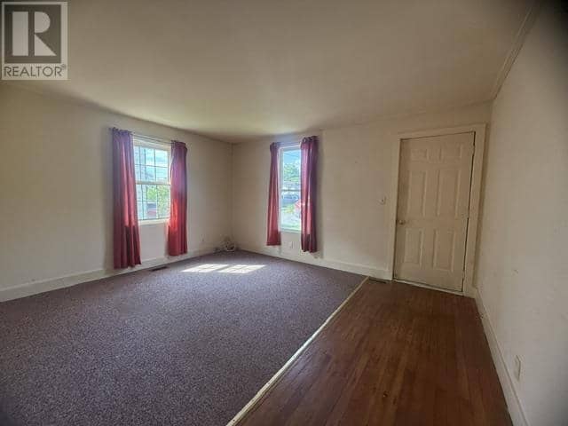 21 Park ST — photo 10 of 21