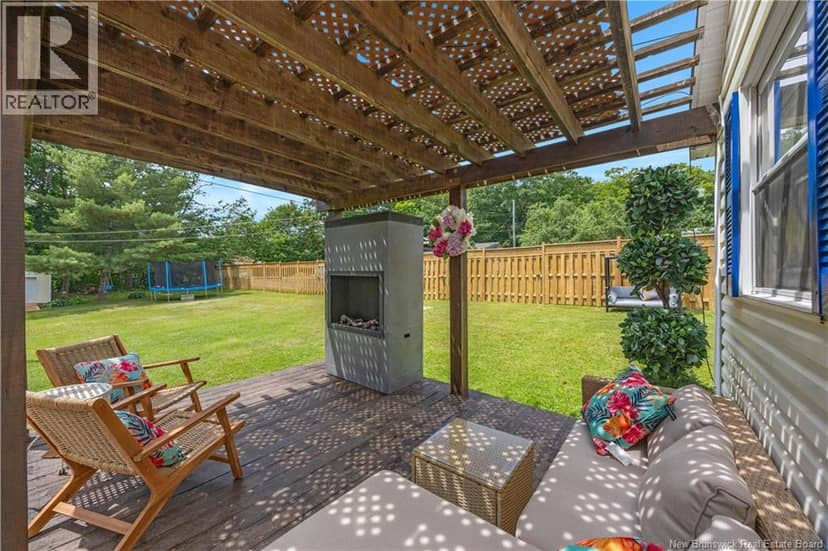 6 Maple Grove Lane — photo 29 of 40